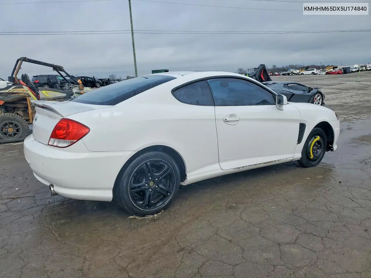 2005 Hyundai Tiburon Gs VIN: KMHHM65DX5U174840 Lot: 45611546