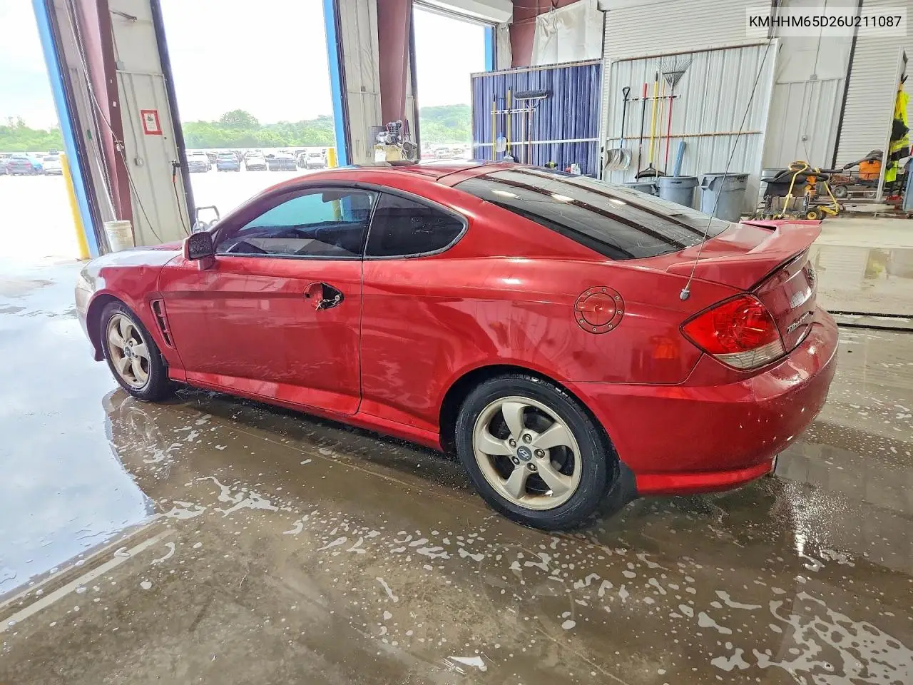 2006 Hyundai Tiburon Gs VIN: KMHHM65D26U211087 Lot: 57429196