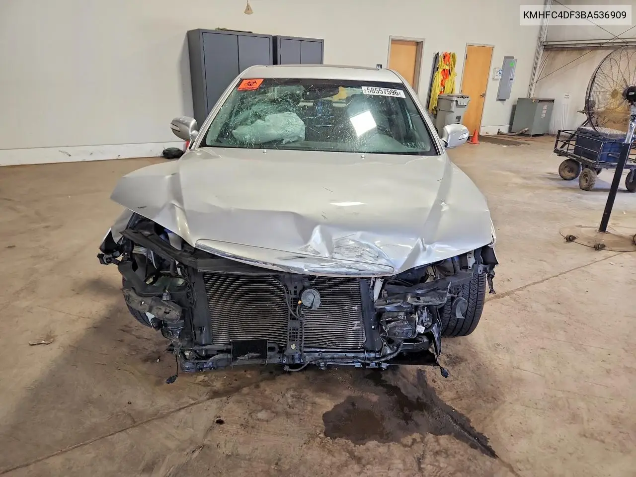 2011 Hyundai Azera Limited VIN: KMHFC4DF3BA536909 Lot: 58557596