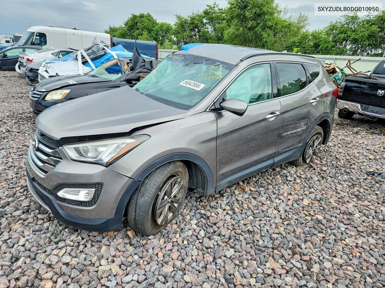 2013 Hyundai Santa Fe Sport 2.4L VIN: 5XYZUDLB0DG010950 Lot: 56842806
