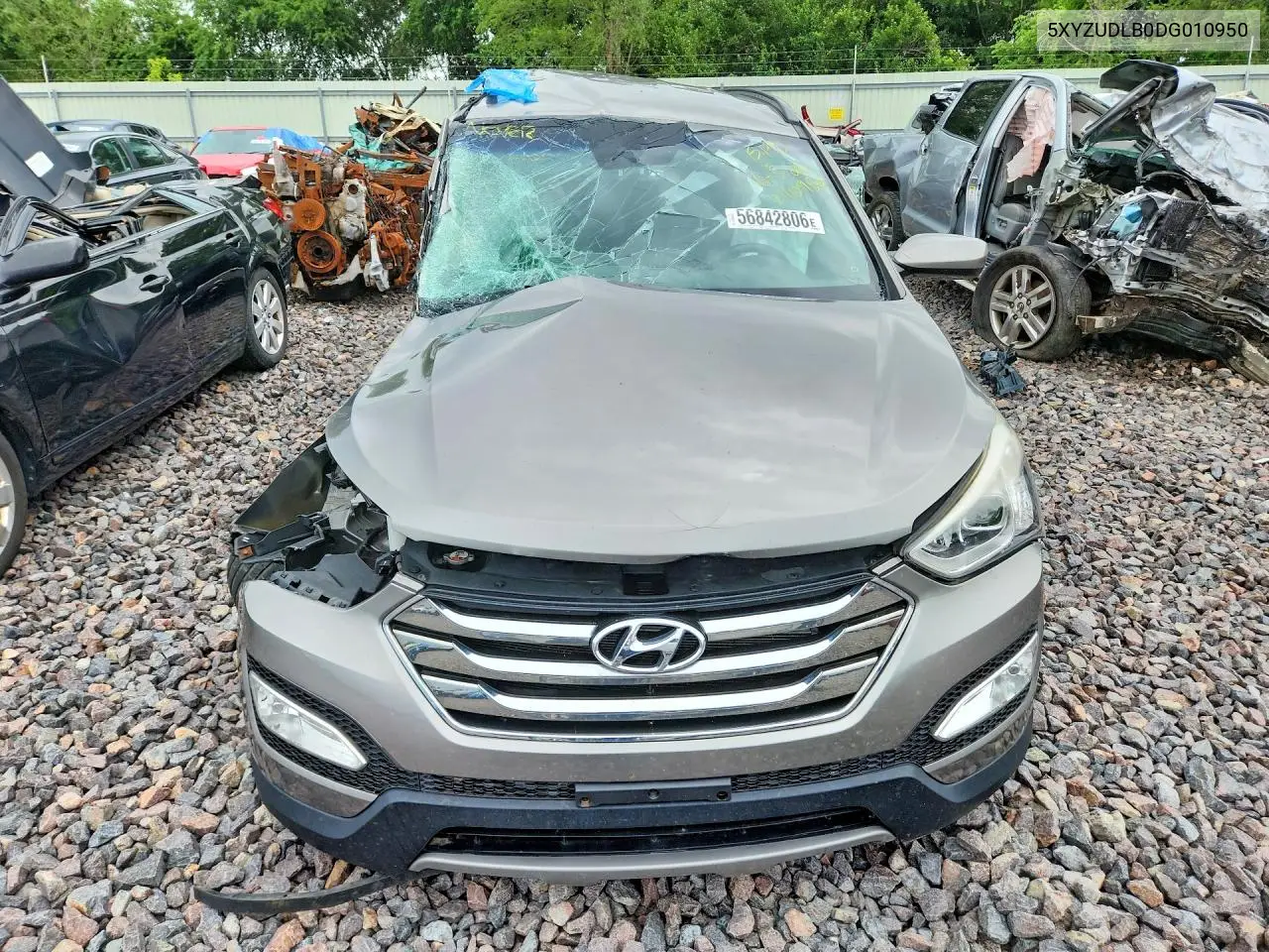 2013 Hyundai Santa Fe Sport 2.4L VIN: 5XYZUDLB0DG010950 Lot: 56842806