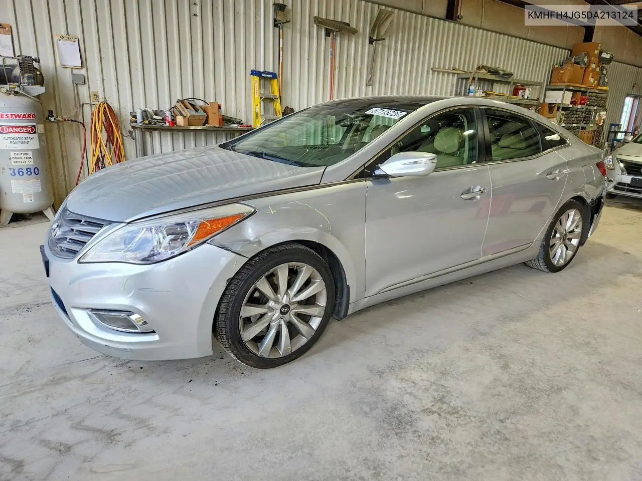 2013 Hyundai Azera Base VIN: KMHFH4JG5DA213124 Lot: 57113226