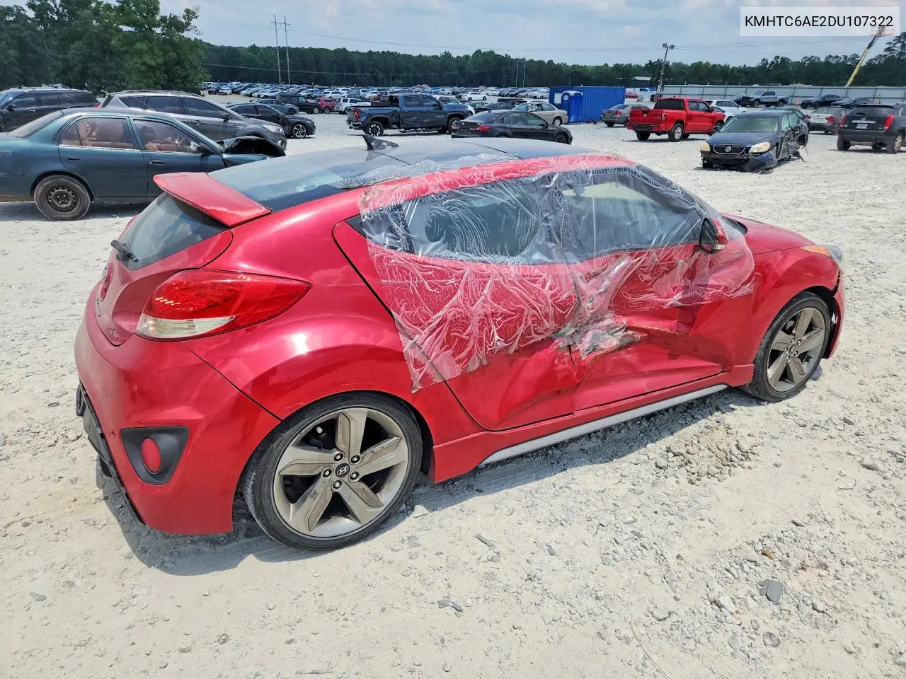 2013 Hyundai Veloster T VIN: KMHTC6AE2DU107322 Lot: 57342996