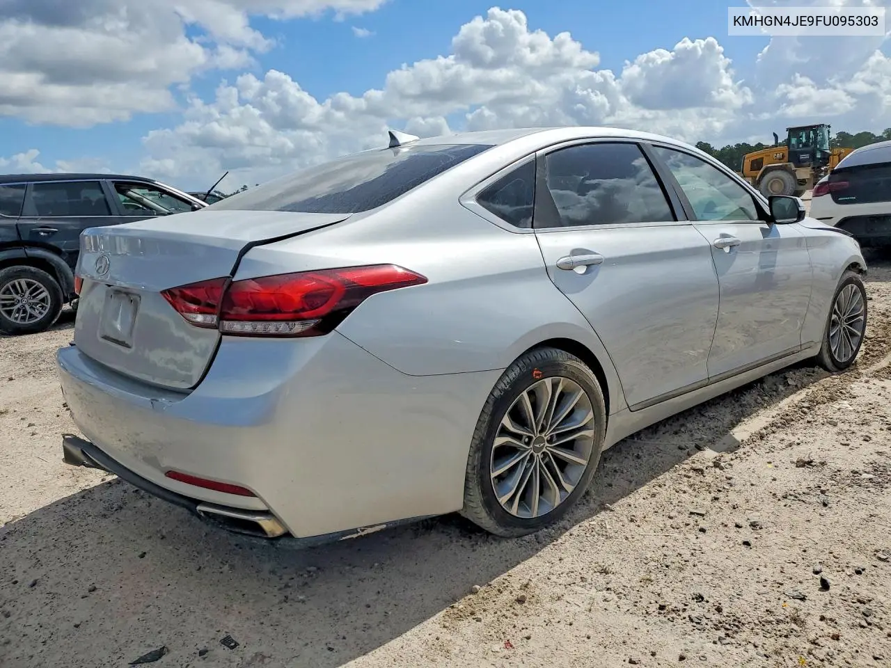 2015 Hyundai Genesis 3.8L VIN: KMHGN4JE9FU095303 Lot: 56547536