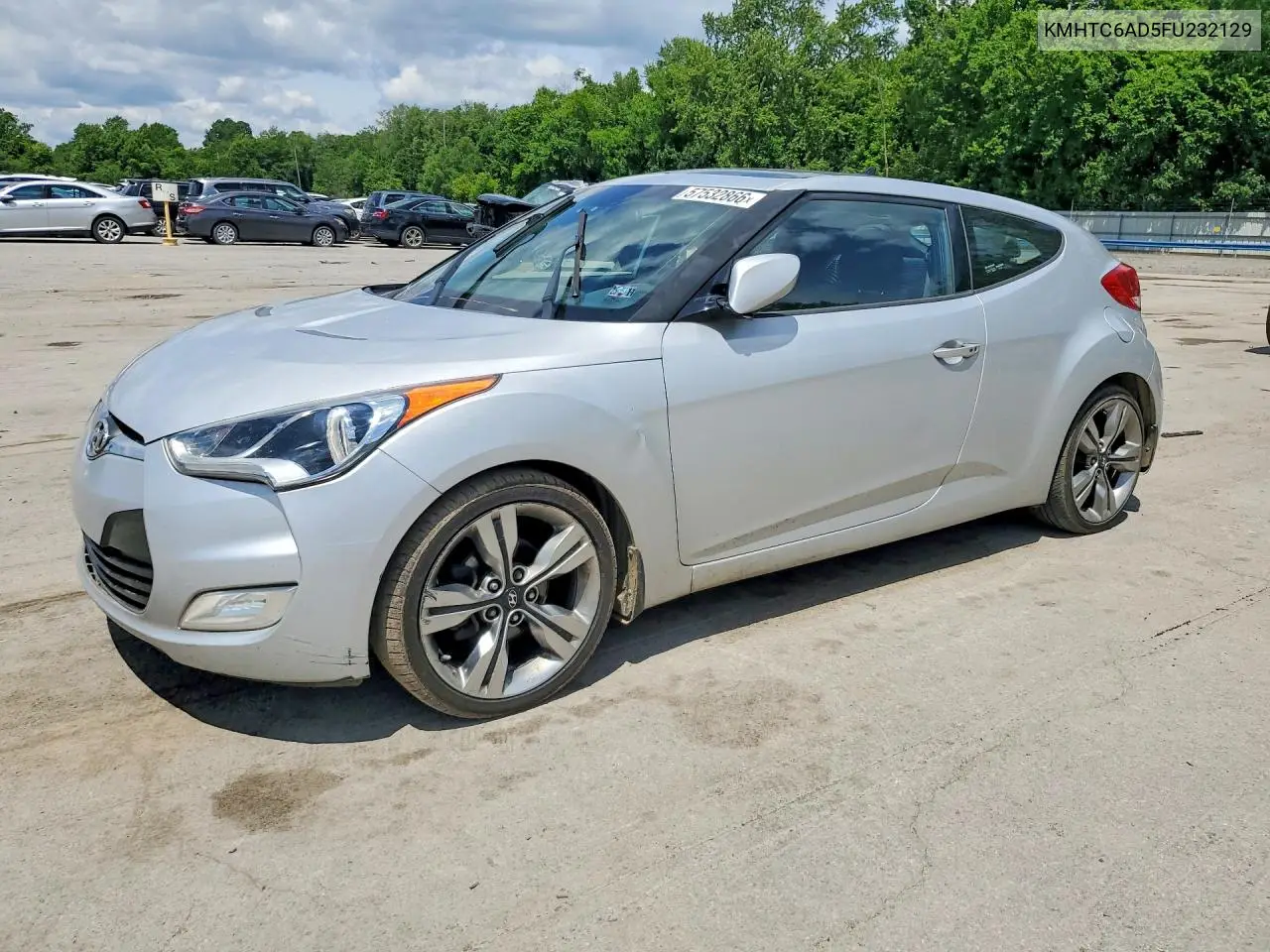 2015 Hyundai Veloster Base VIN: KMHTC6AD5FU232129 Lot: 57532866