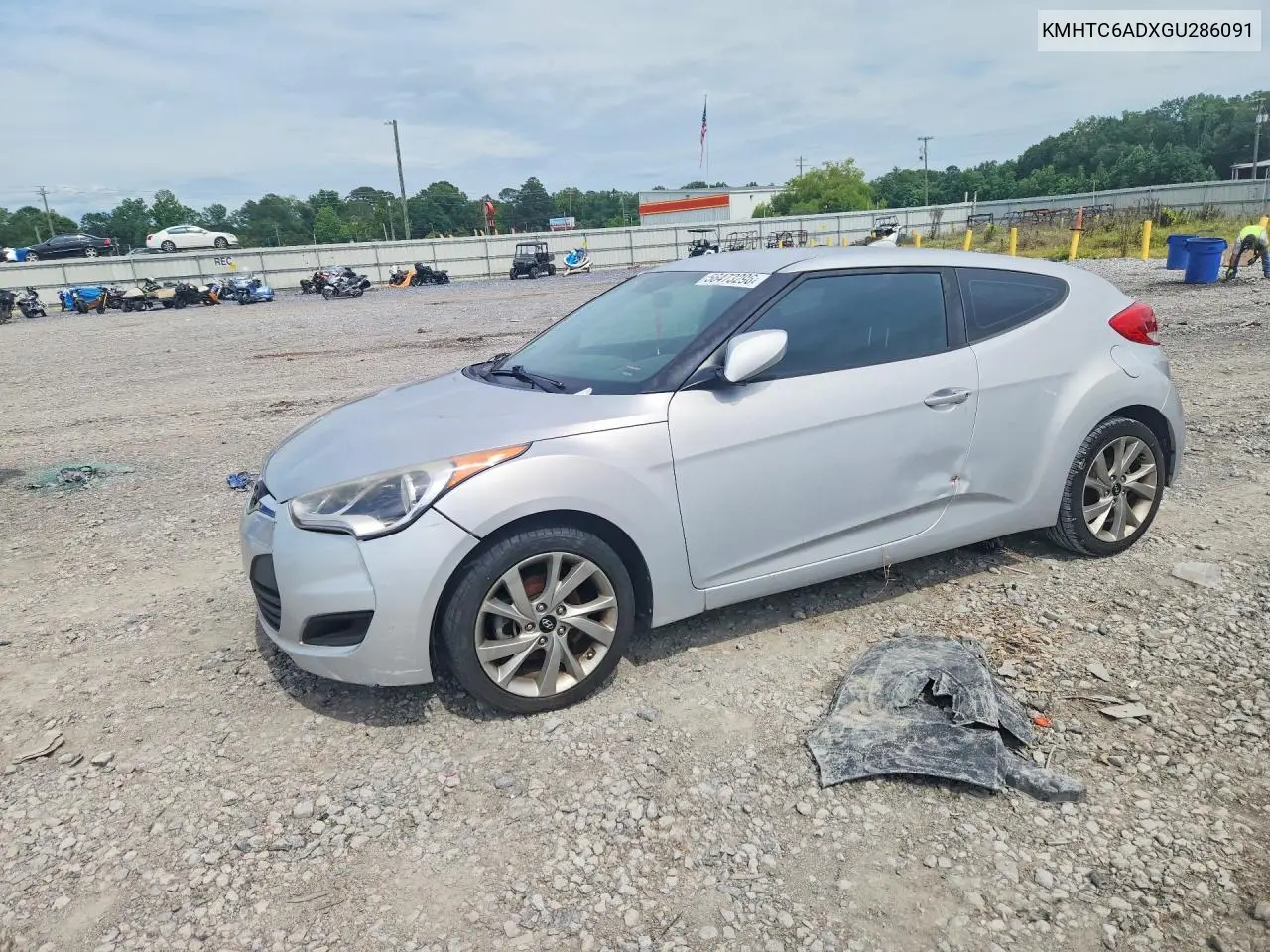 2016 Hyundai Veloster Base VIN: KMHTC6ADXGU286091 Lot: 56473296