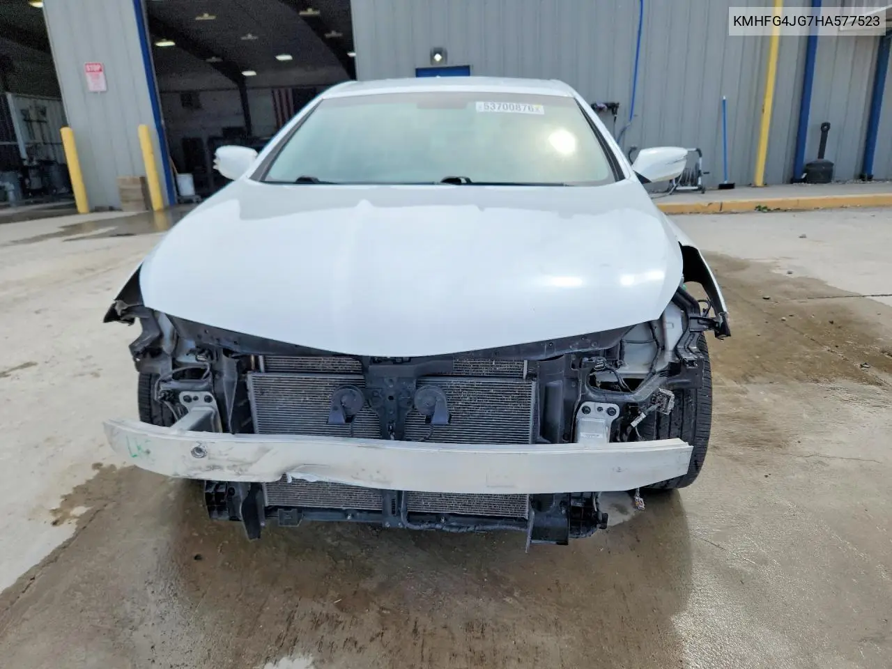 2017 Hyundai Azera Base VIN: KMHFG4JG7HA577523 Lot: 53700876