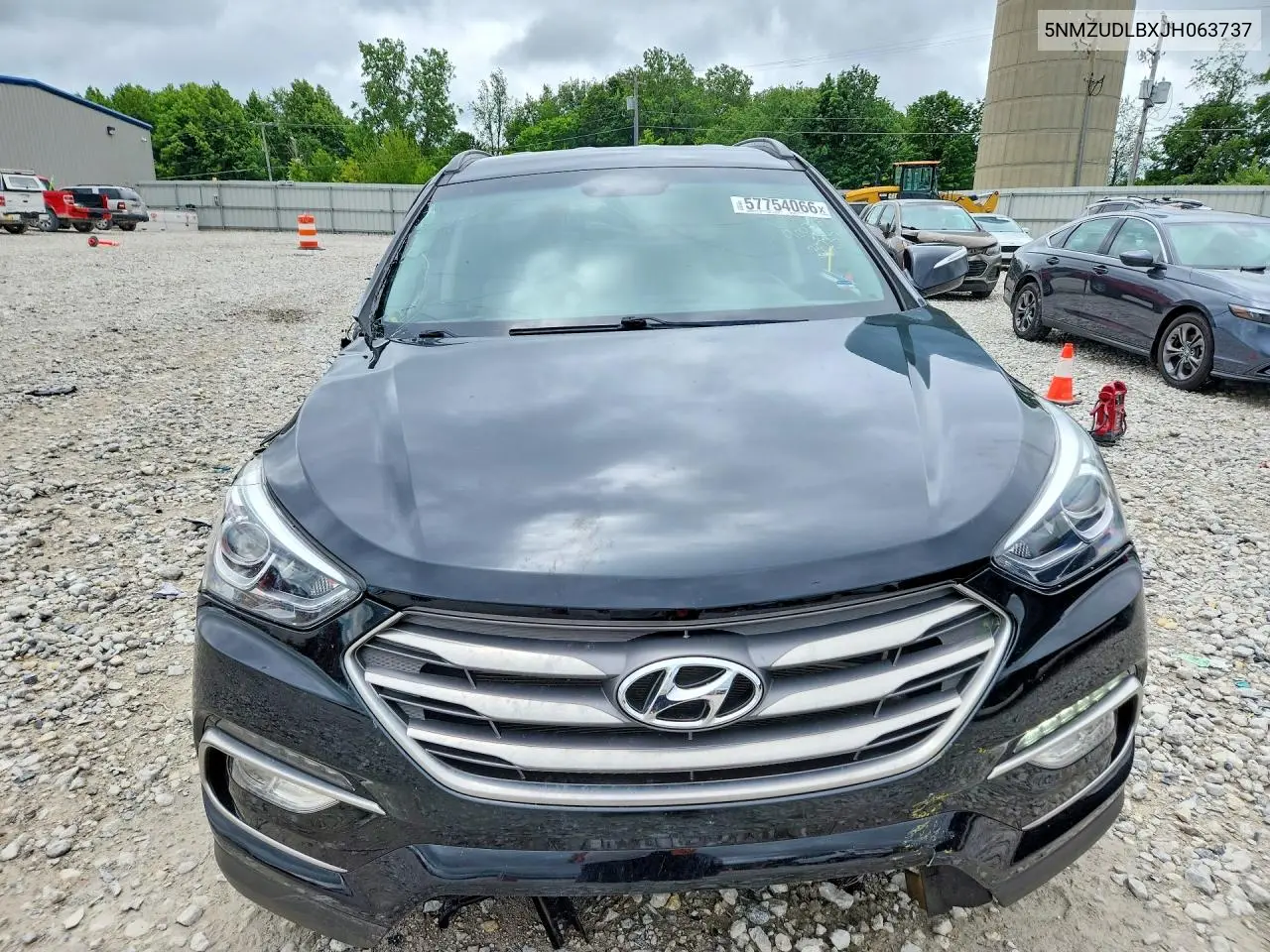 2018 Hyundai Santa Fe Sport 2.4L VIN: 5NMZUDLBXJH063737 Lot: 57754066