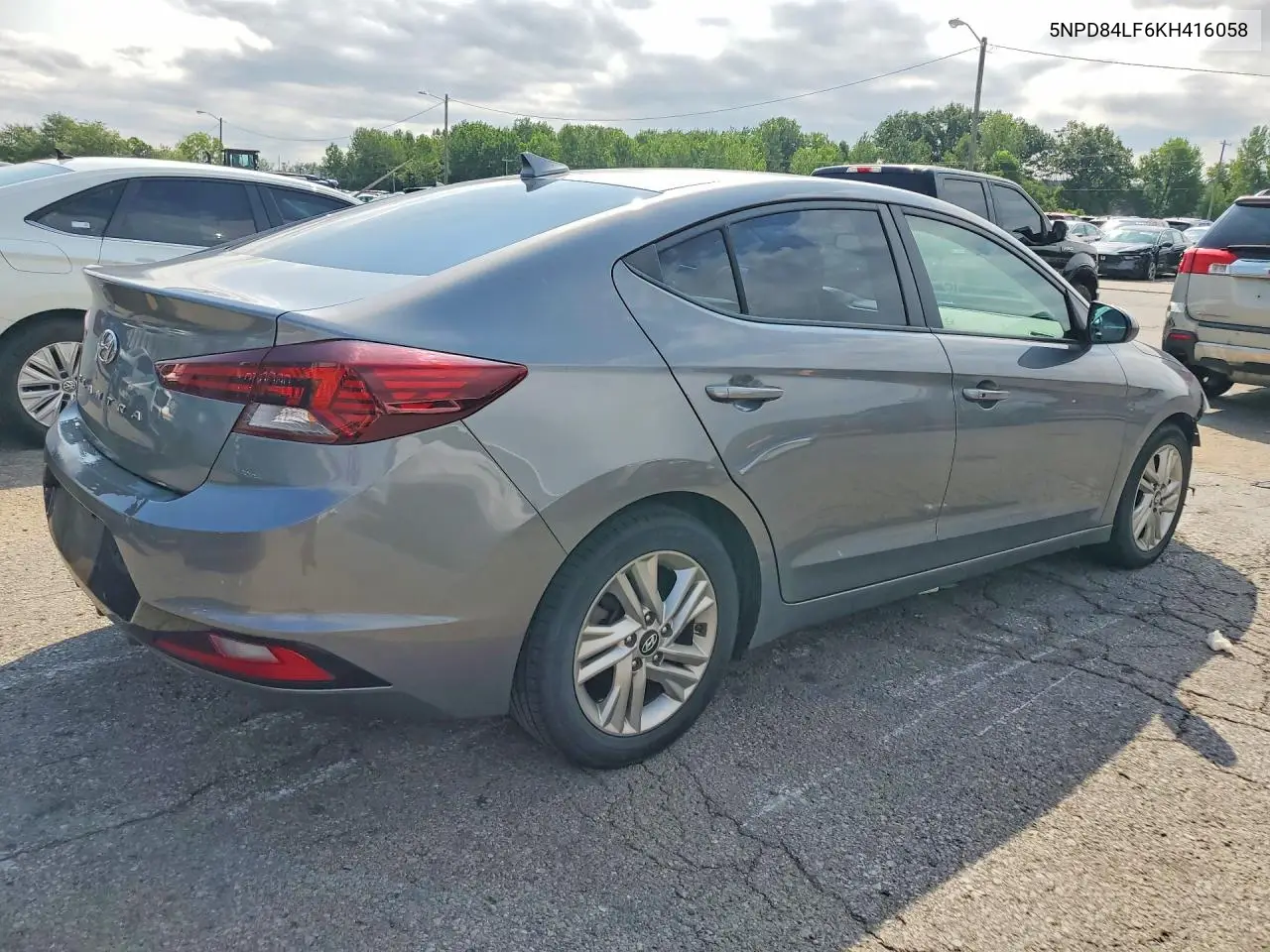 2019 Hyundai 4Dr VIN: 5NPD84LF6KH416058 Lot: 61777906