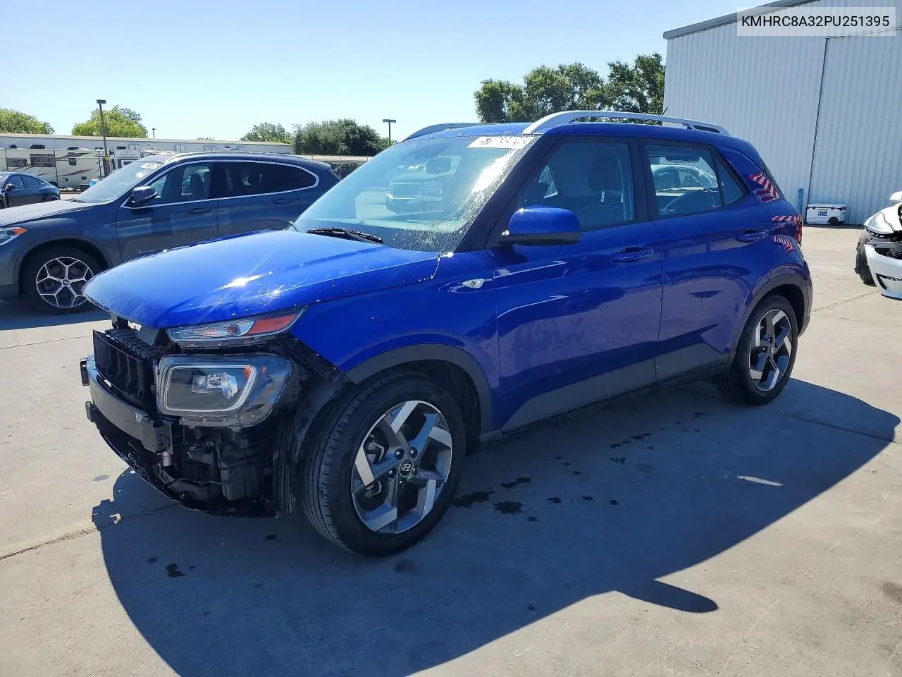 2023 Hyundai Venue Limited VIN: KMHRC8A32PU251395 Lot: 57069526