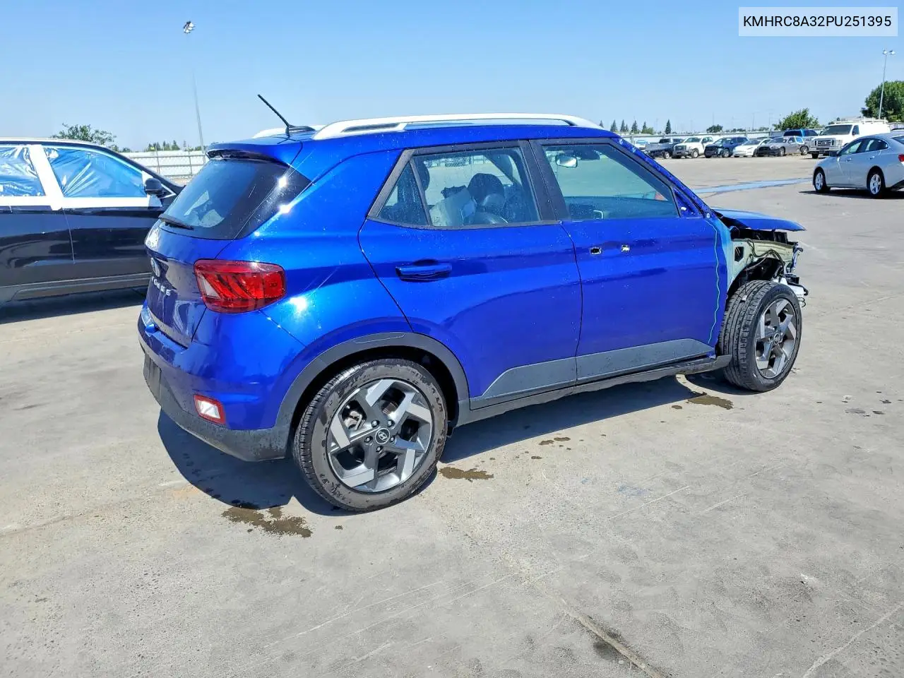 2023 Hyundai Venue Limited VIN: KMHRC8A32PU251395 Lot: 57069526