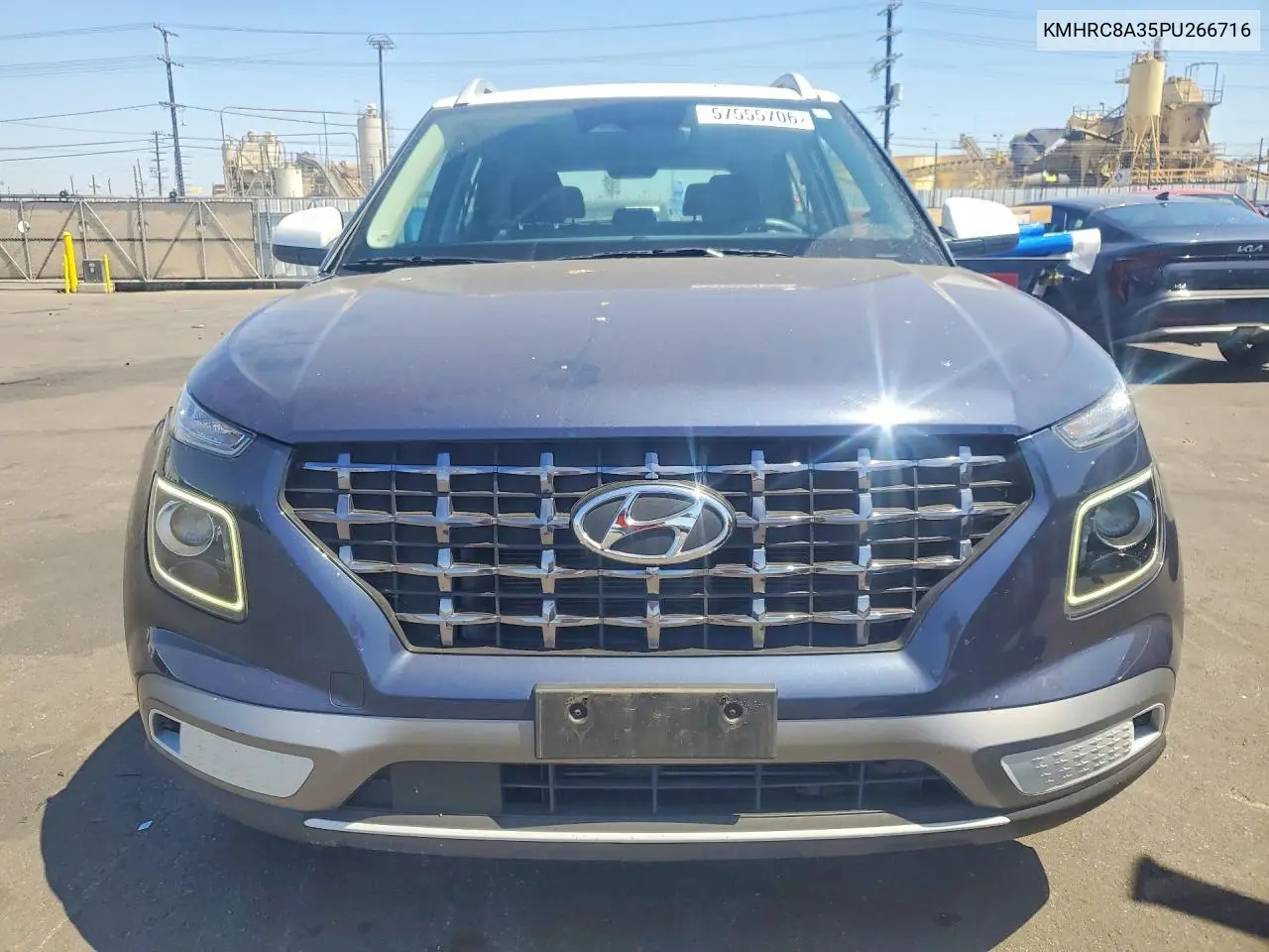 2023 Hyundai Venue Limited VIN: KMHRC8A35PU266716 Lot: 57555706