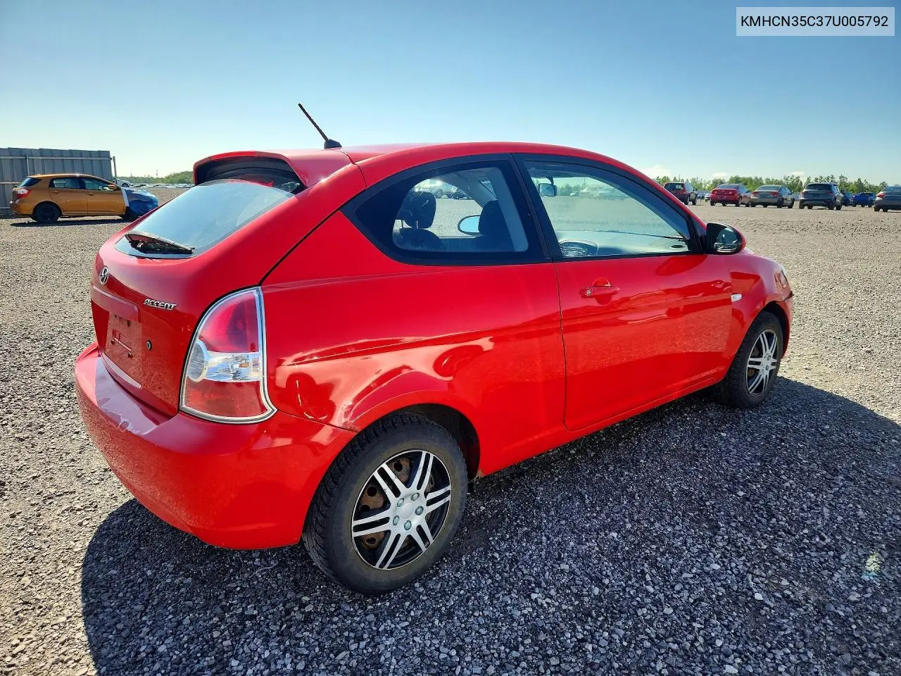 2007 Hyundai Accent Se VIN: KMHCN35C37U005792 Lot: 61760916
