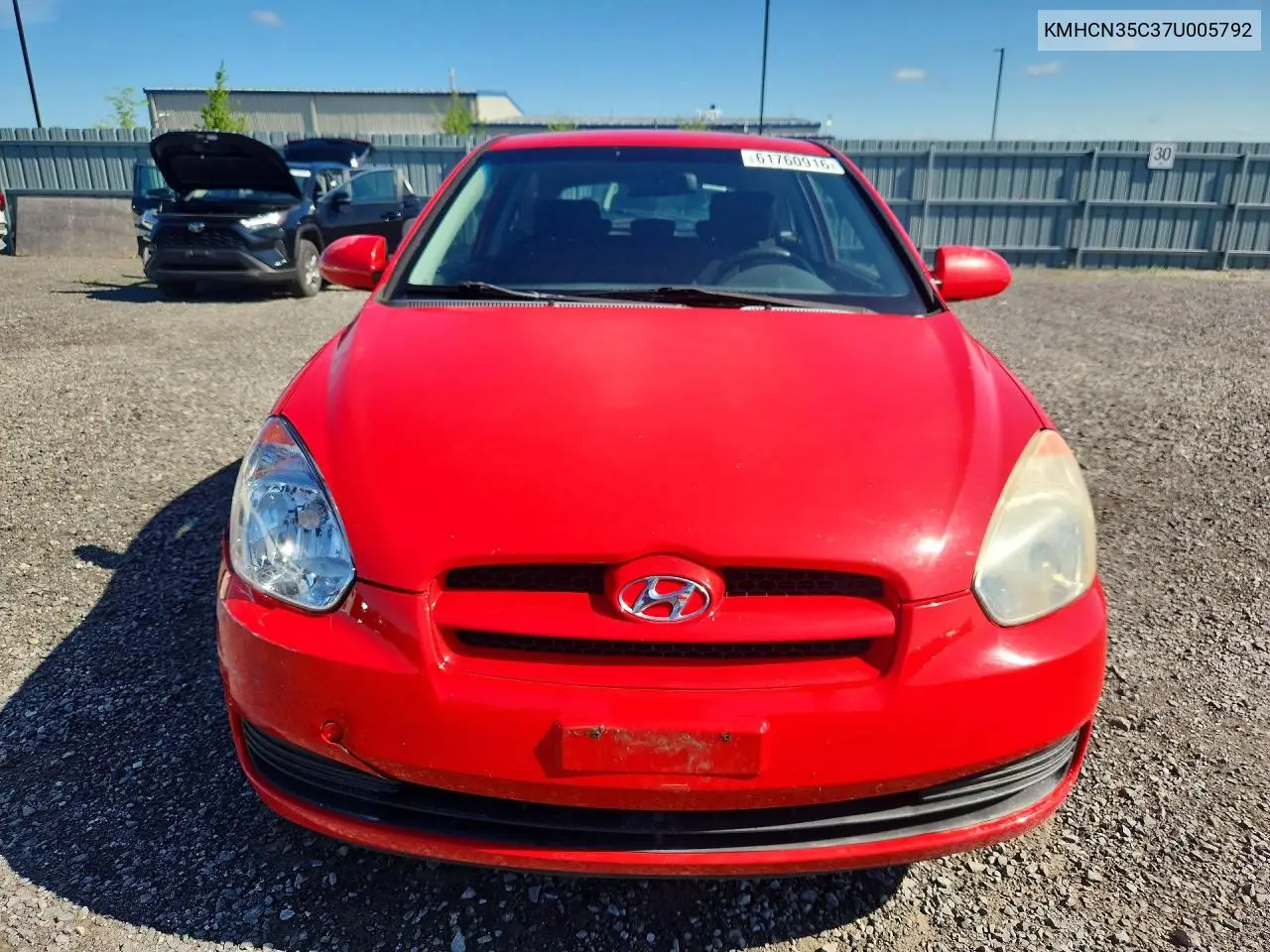 2007 Hyundai Accent Se VIN: KMHCN35C37U005792 Lot: 61760916