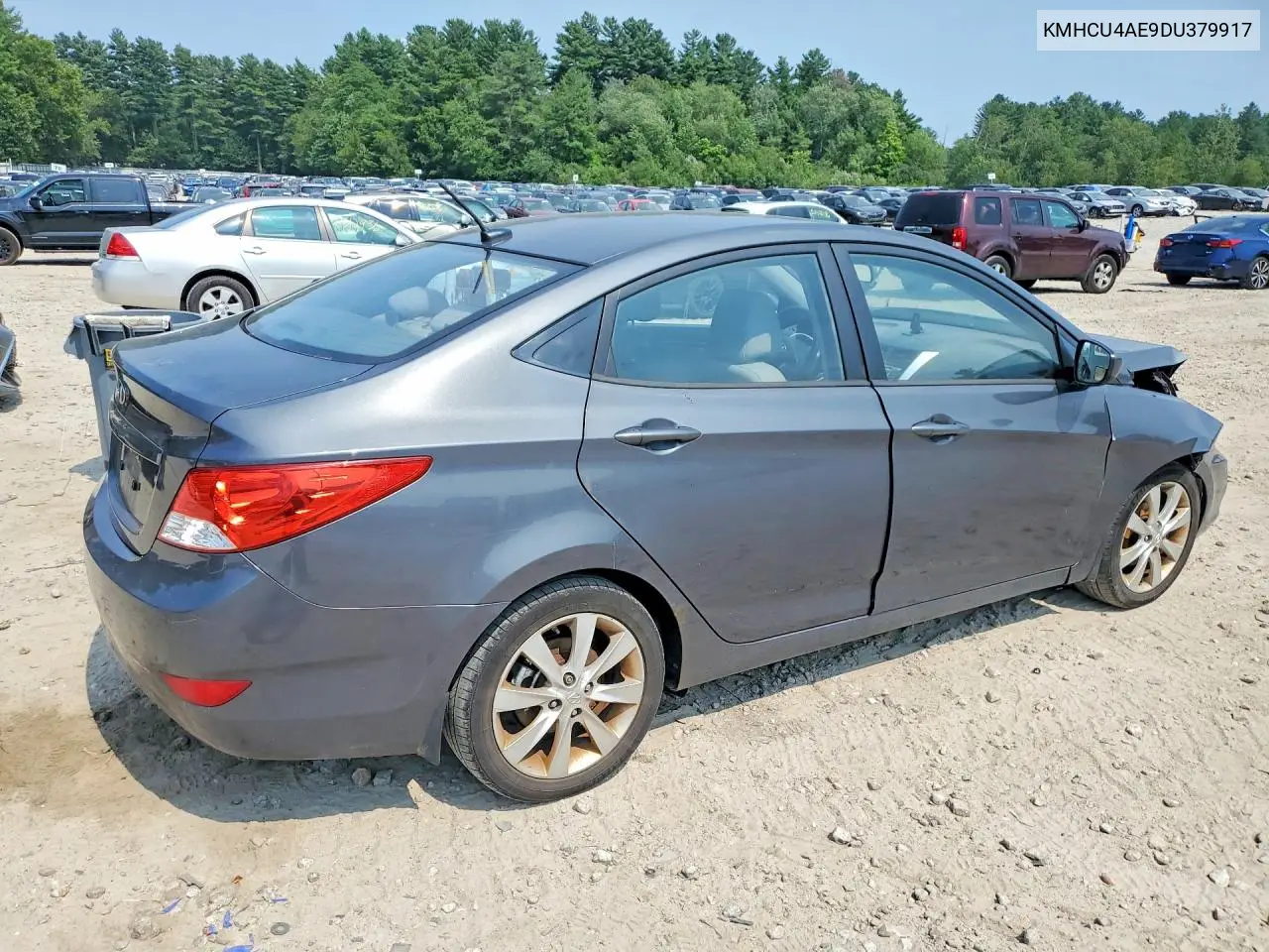 2013 Hyundai Accent Gls VIN: KMHCU4AE9DU379917 Lot: 61431946