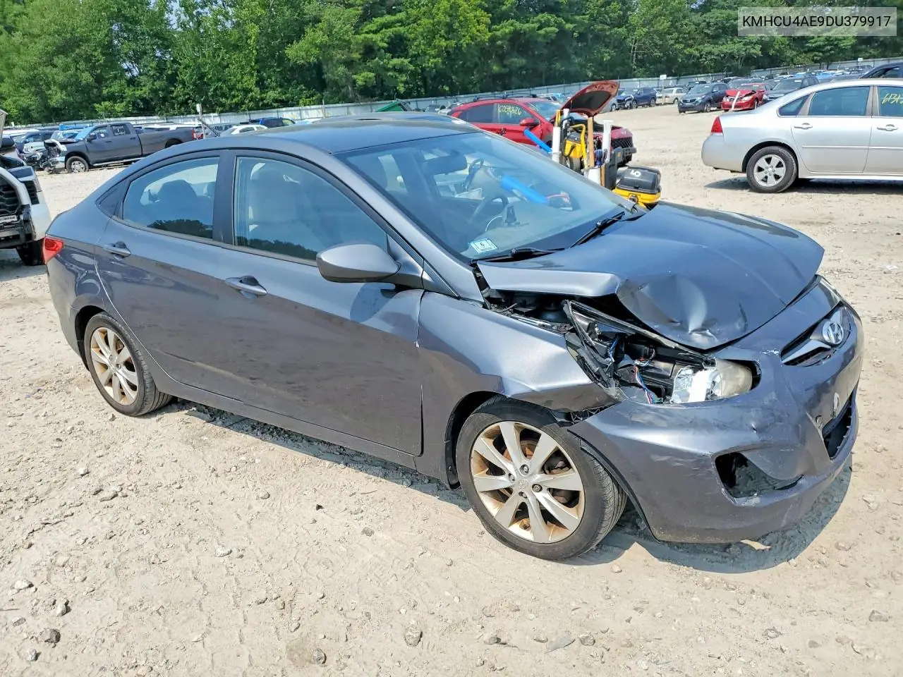 2013 Hyundai Accent Gls VIN: KMHCU4AE9DU379917 Lot: 61431946