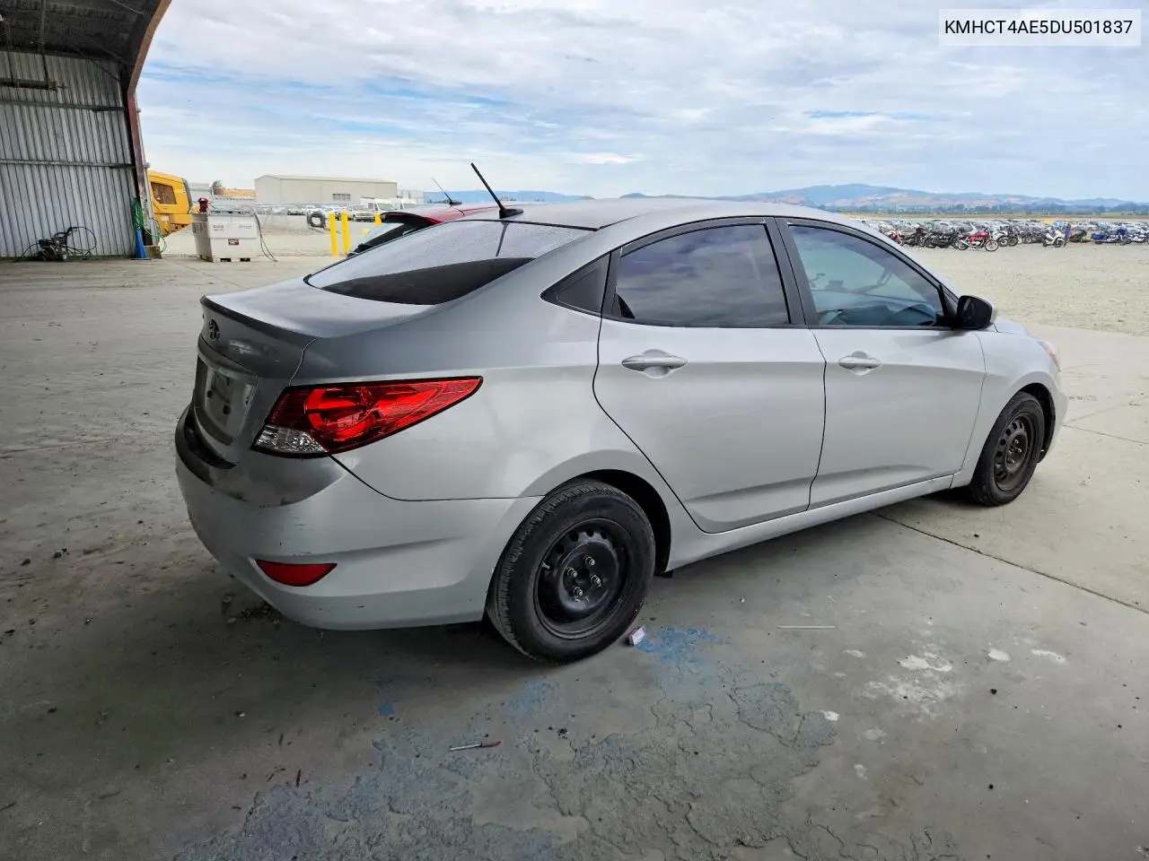 2013 Hyundai Accent Gls VIN: KMHCT4AE5DU501837 Lot: 61518366