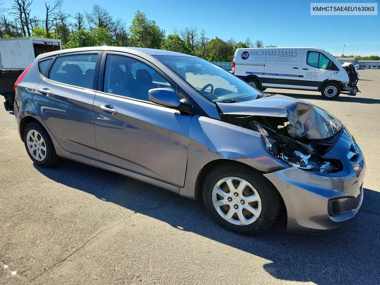 2014 Hyundai Accent Gs VIN: KMHCT5AE4EU163063 Lot: 57568416