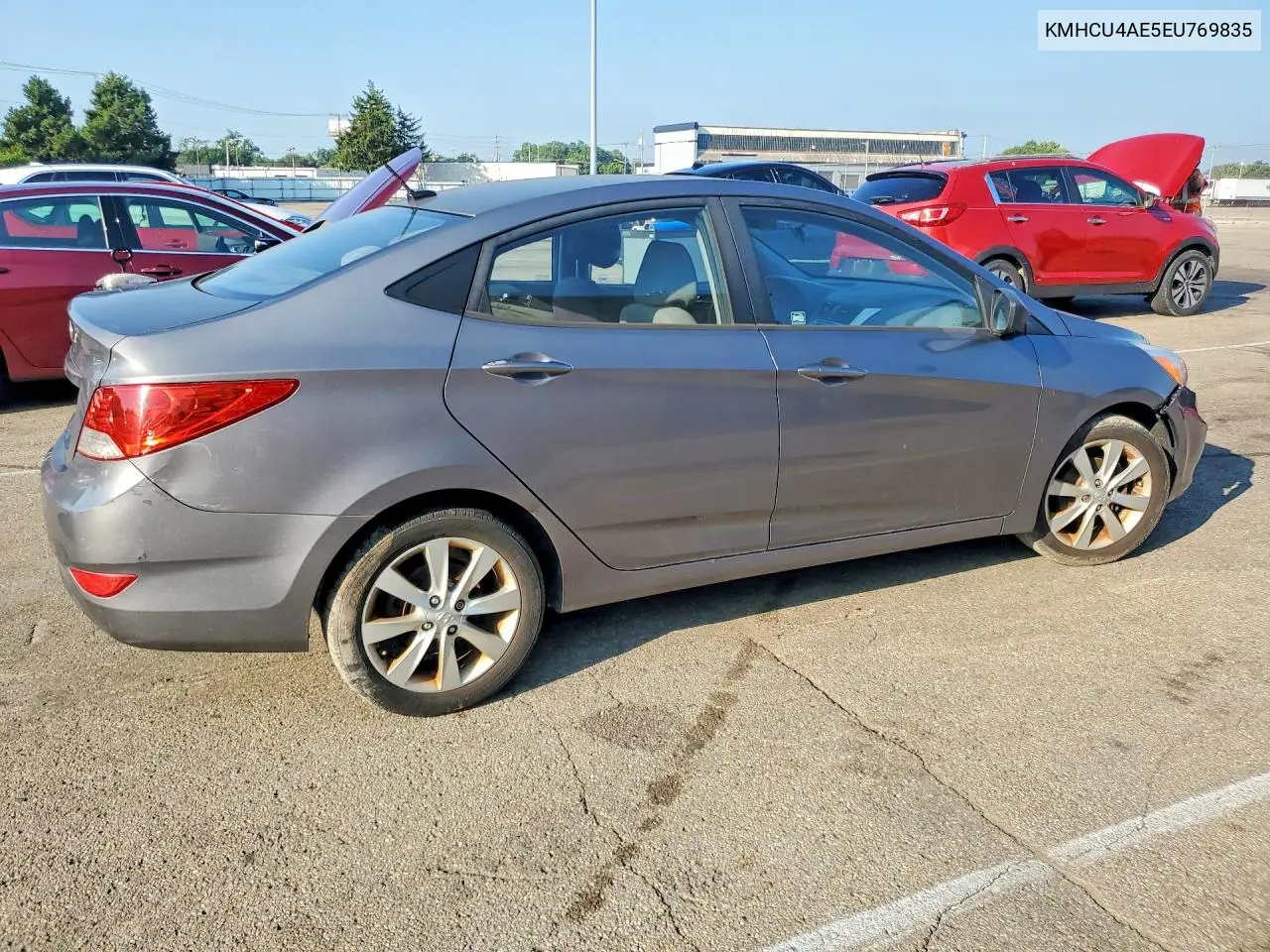 2014 Hyundai Accent Gls VIN: KMHCU4AE5EU769835 Lot: 60882996