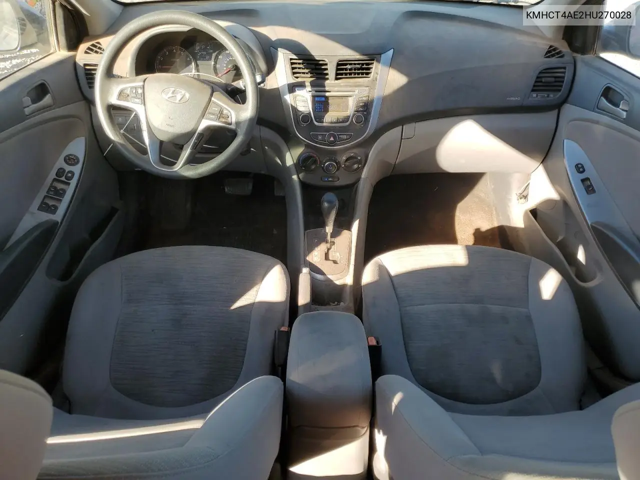 KMHCT4AE2HU270028 2017 Hyundai Accent Se