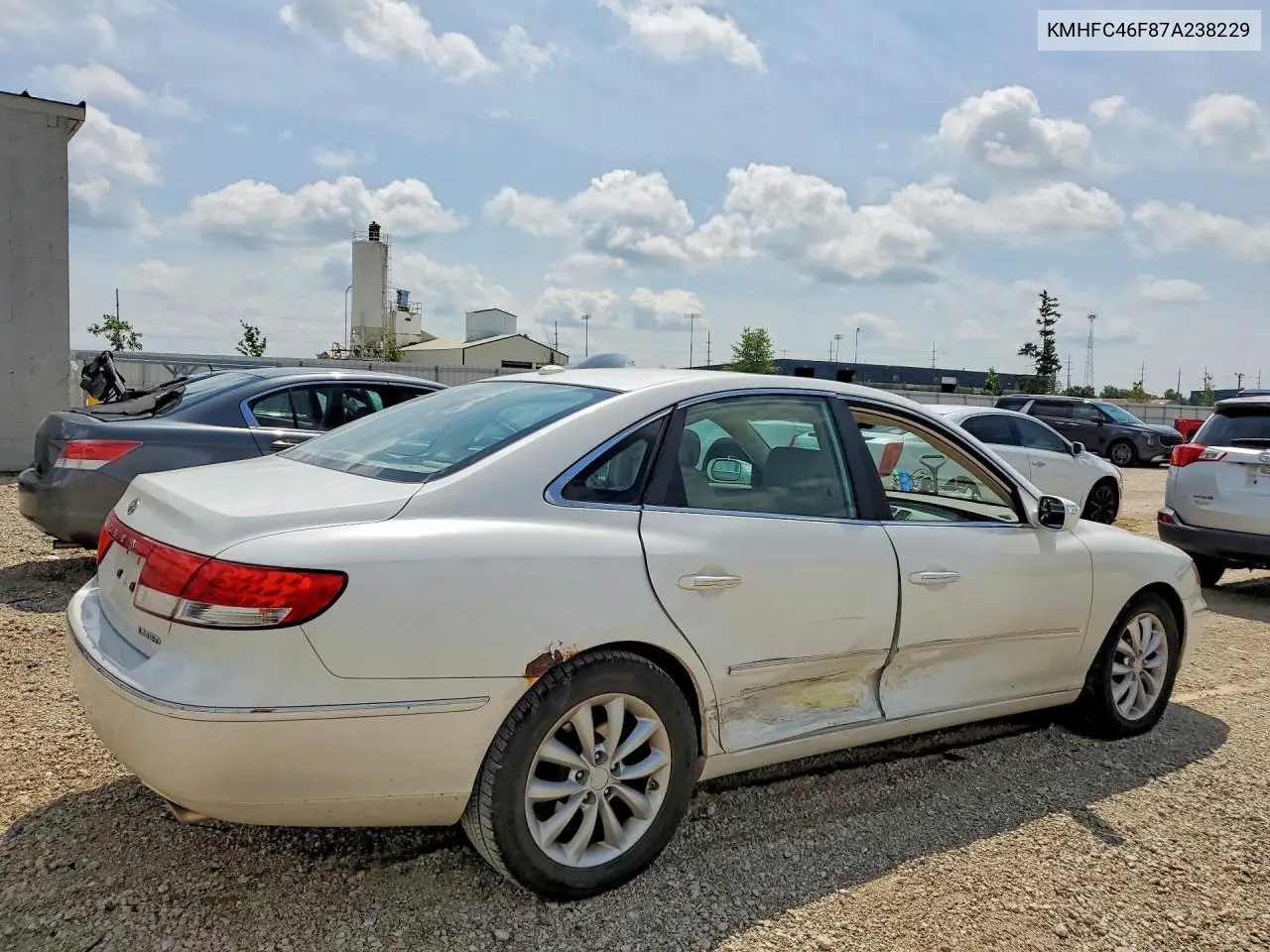 2007 Hyundai Azera Se VIN: KMHFC46F87A238229 Lot: 62094096