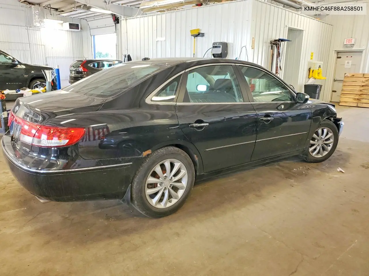2008 Hyundai Azera Limited VIN: KMHFC46F88A258501 Lot: 56781106