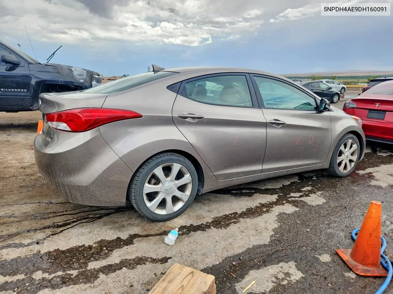 2013 Hyundai Elantra Limited VIN: 5NPDH4AE9DH160091 Lot: 62068256