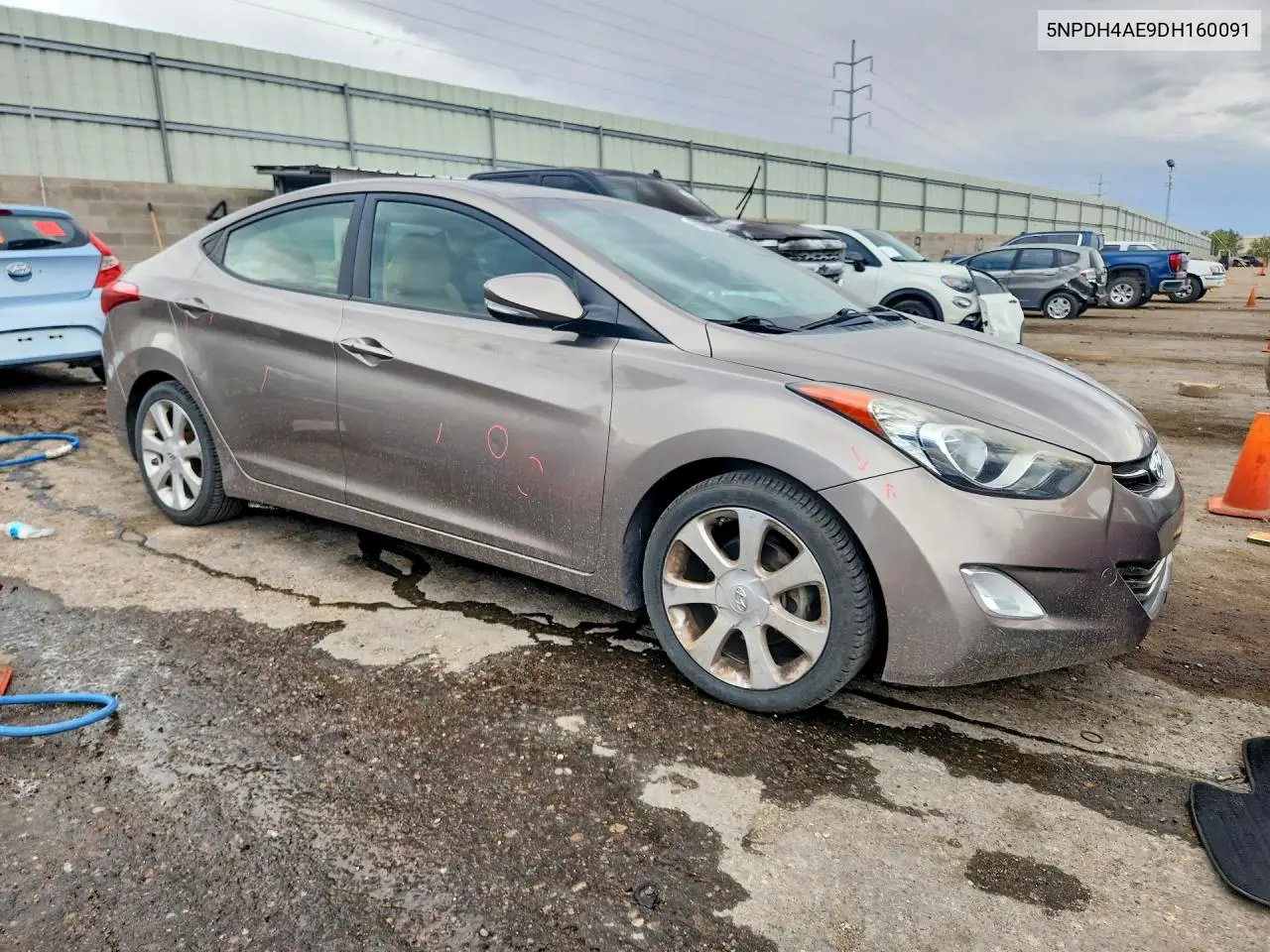 2013 Hyundai Elantra Limited VIN: 5NPDH4AE9DH160091 Lot: 62068256