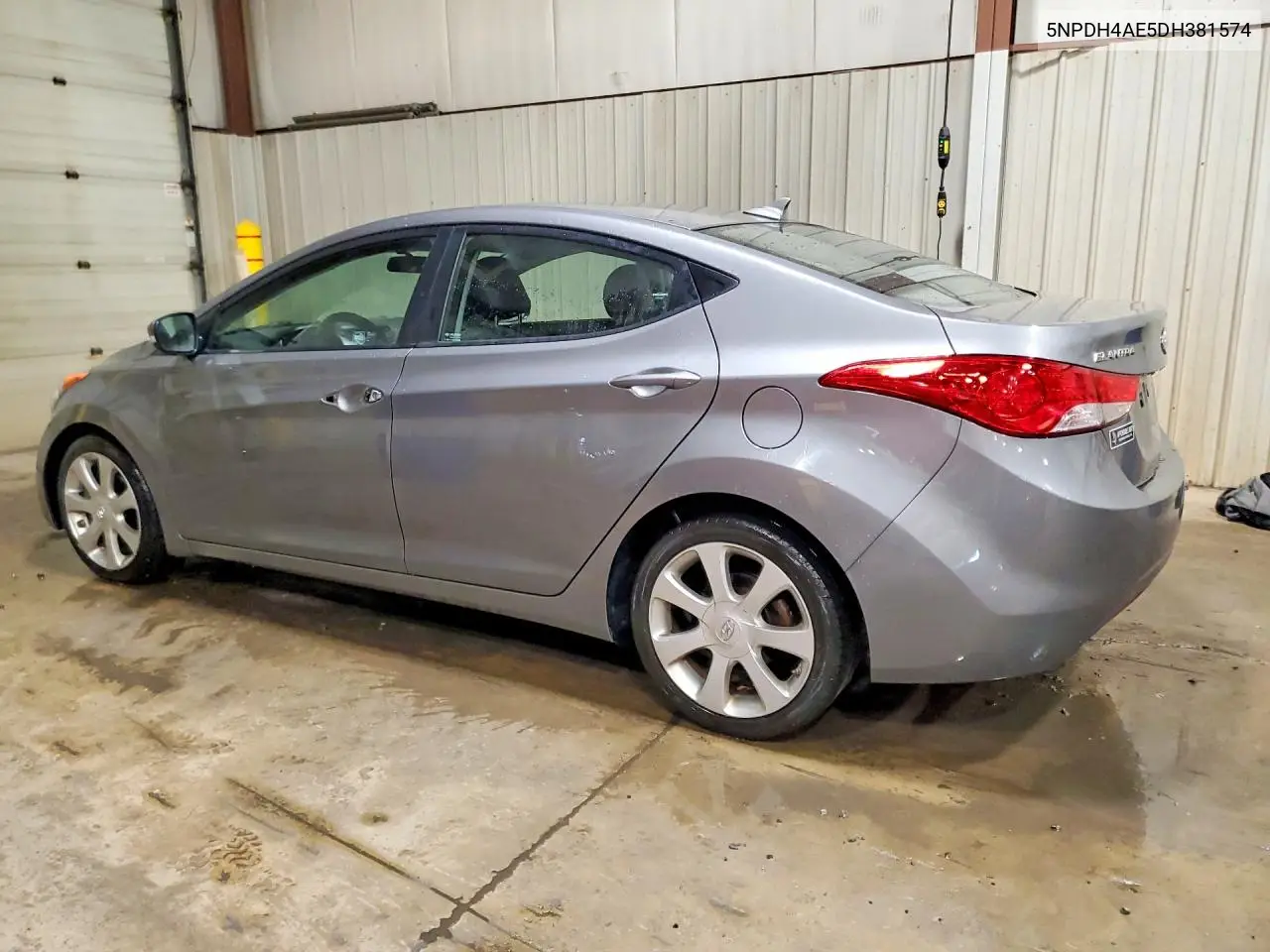2013 Hyundai Elantra Limited VIN: 5NPDH4AE5DH381574 Lot: 62111756