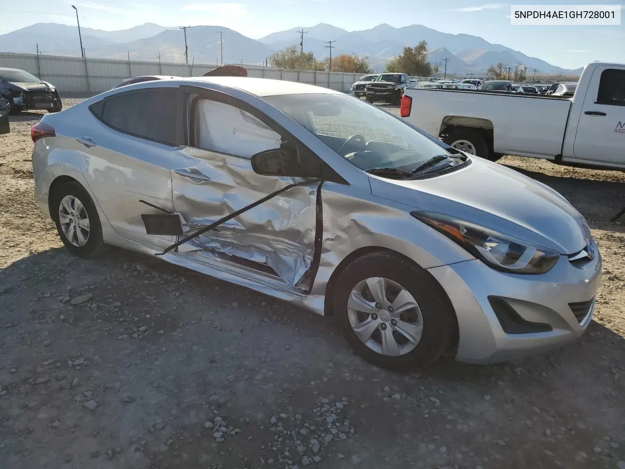 5NPDH4AE1GH728001 2016 Hyundai Elantra Se