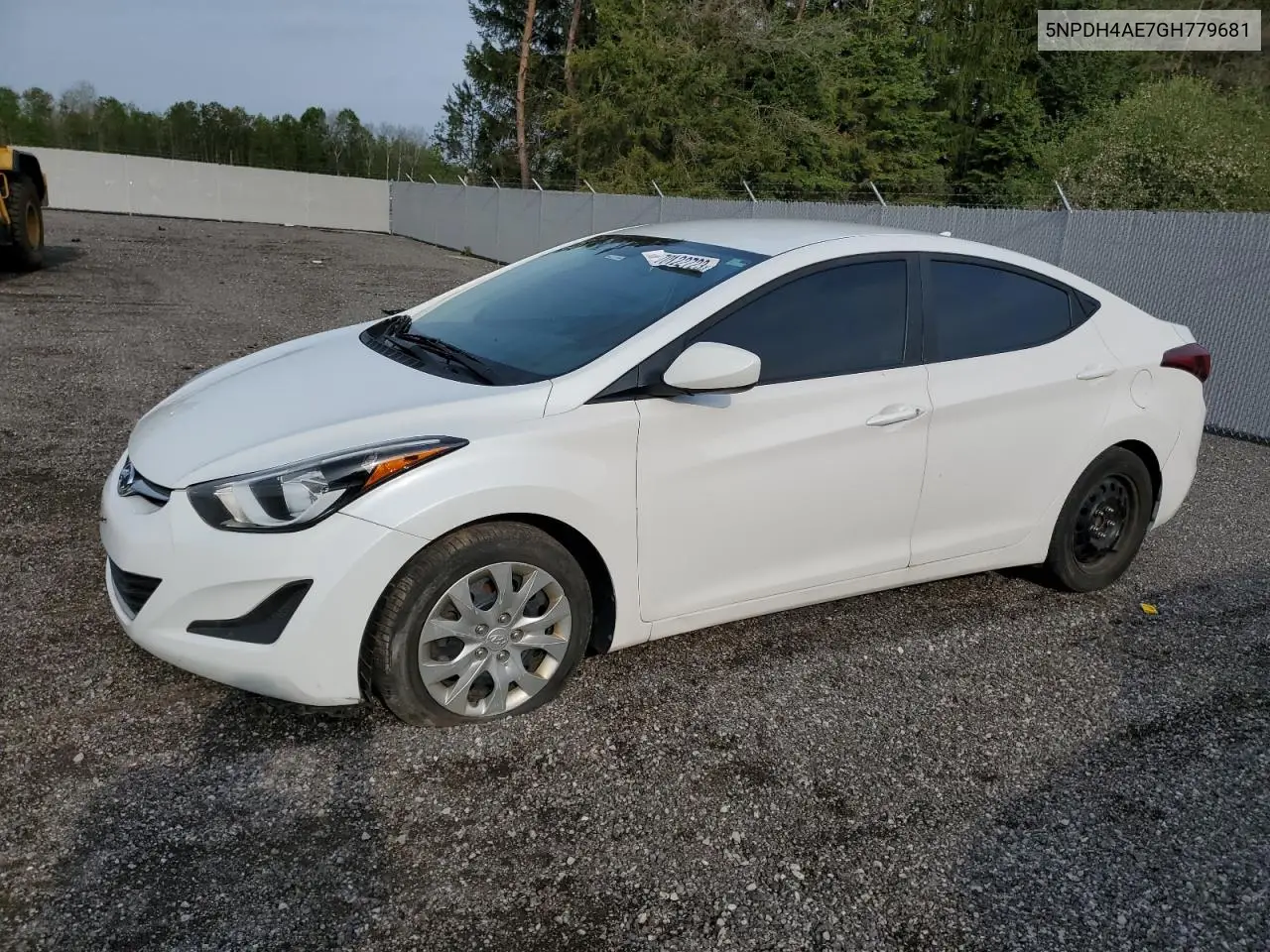 5NPDH4AE7GH779681 2016 Hyundai Elantra Se