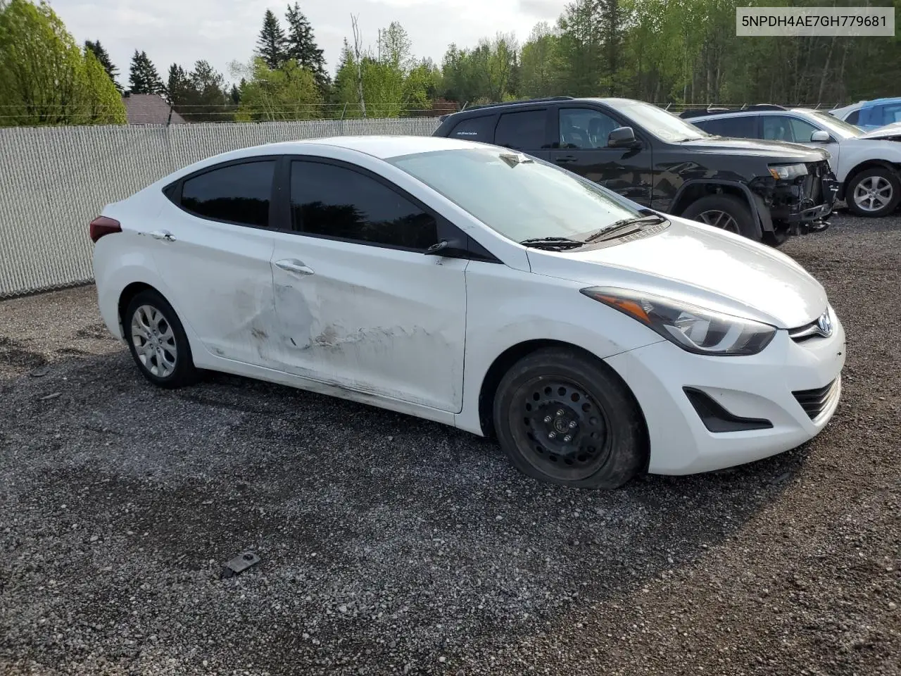 5NPDH4AE7GH779681 2016 Hyundai Elantra Se
