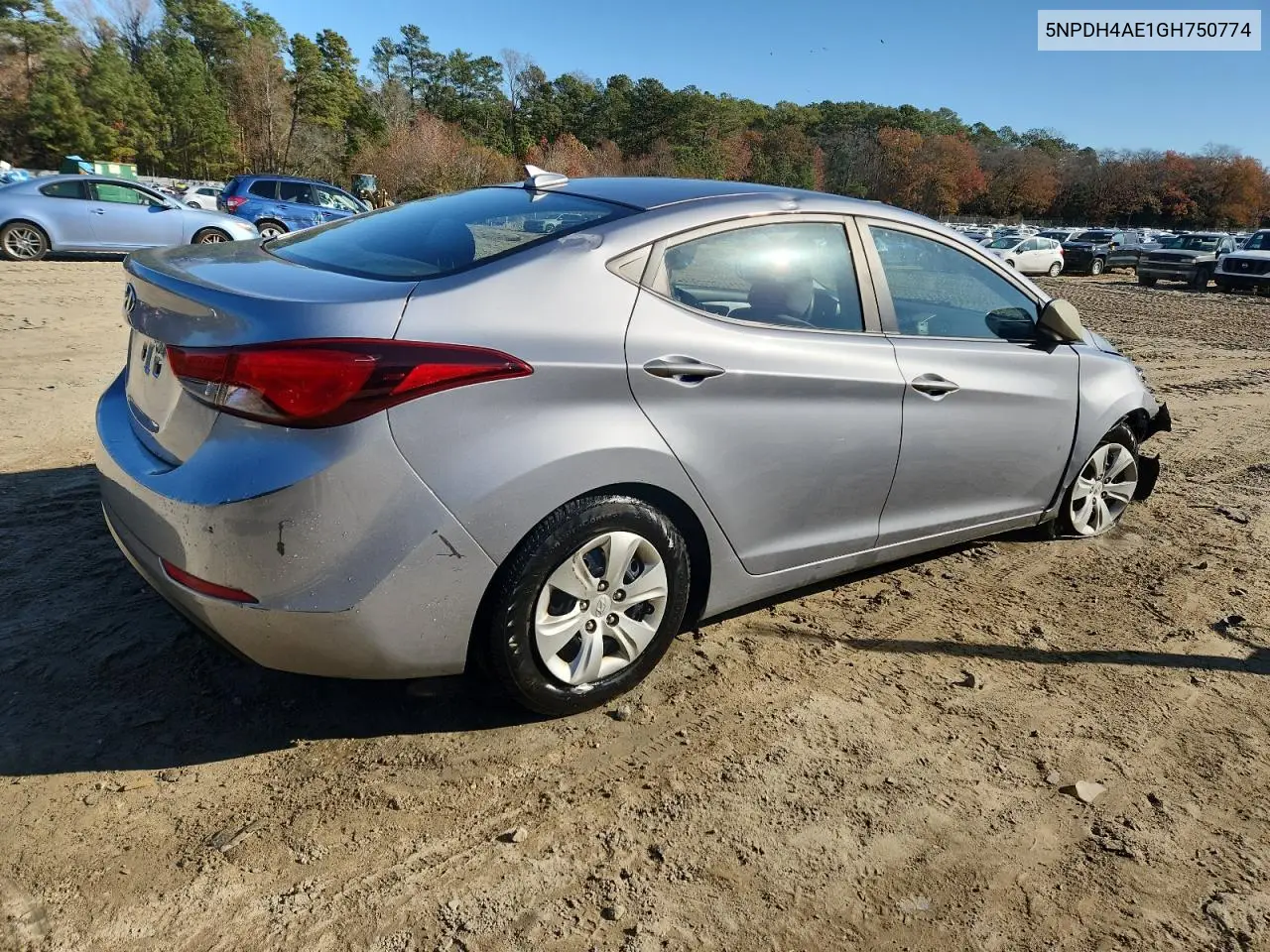 5NPDH4AE1GH750774 2016 Hyundai Elantra Se