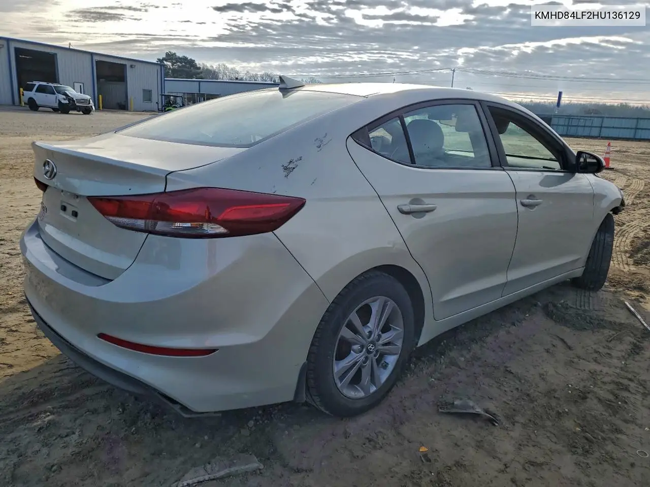 KMHD84LF2HU136129 2017 Hyundai Elantra Se