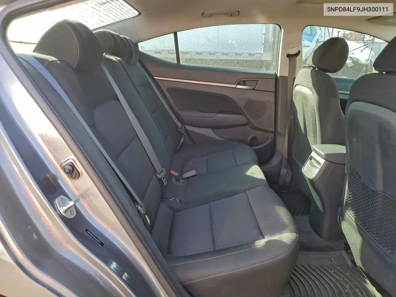 5NPD84LF9JH300111 2018 Hyundai Elantra Sel