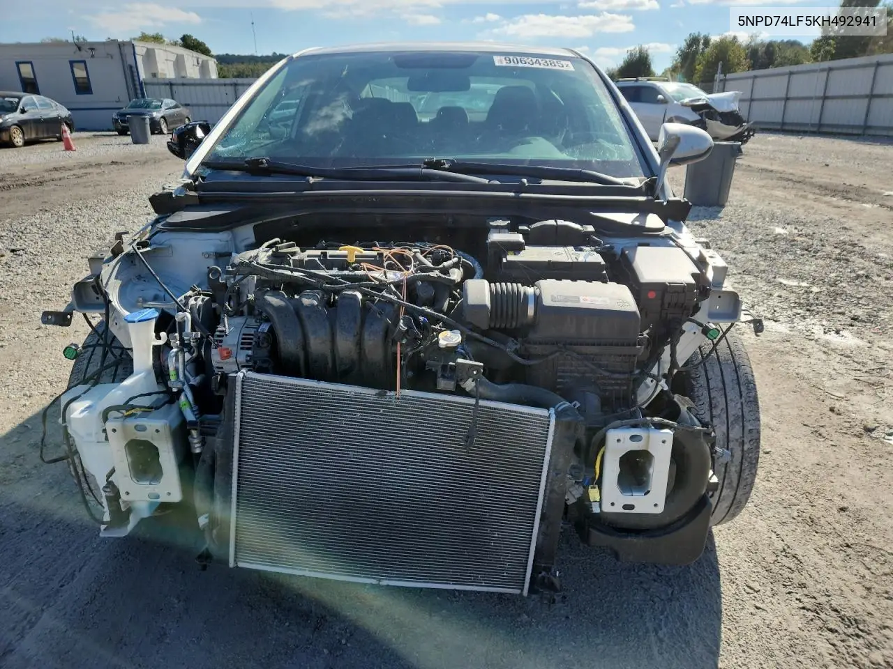 5NPD74LF5KH492941 2019 Hyundai Elantra Se