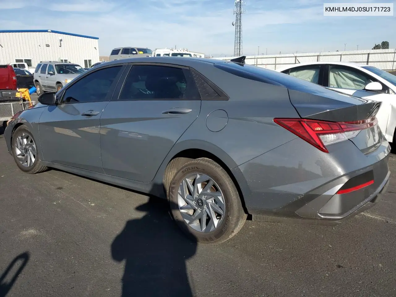KMHLM4DJ0SU171723 2025 Hyundai Elantra Blue