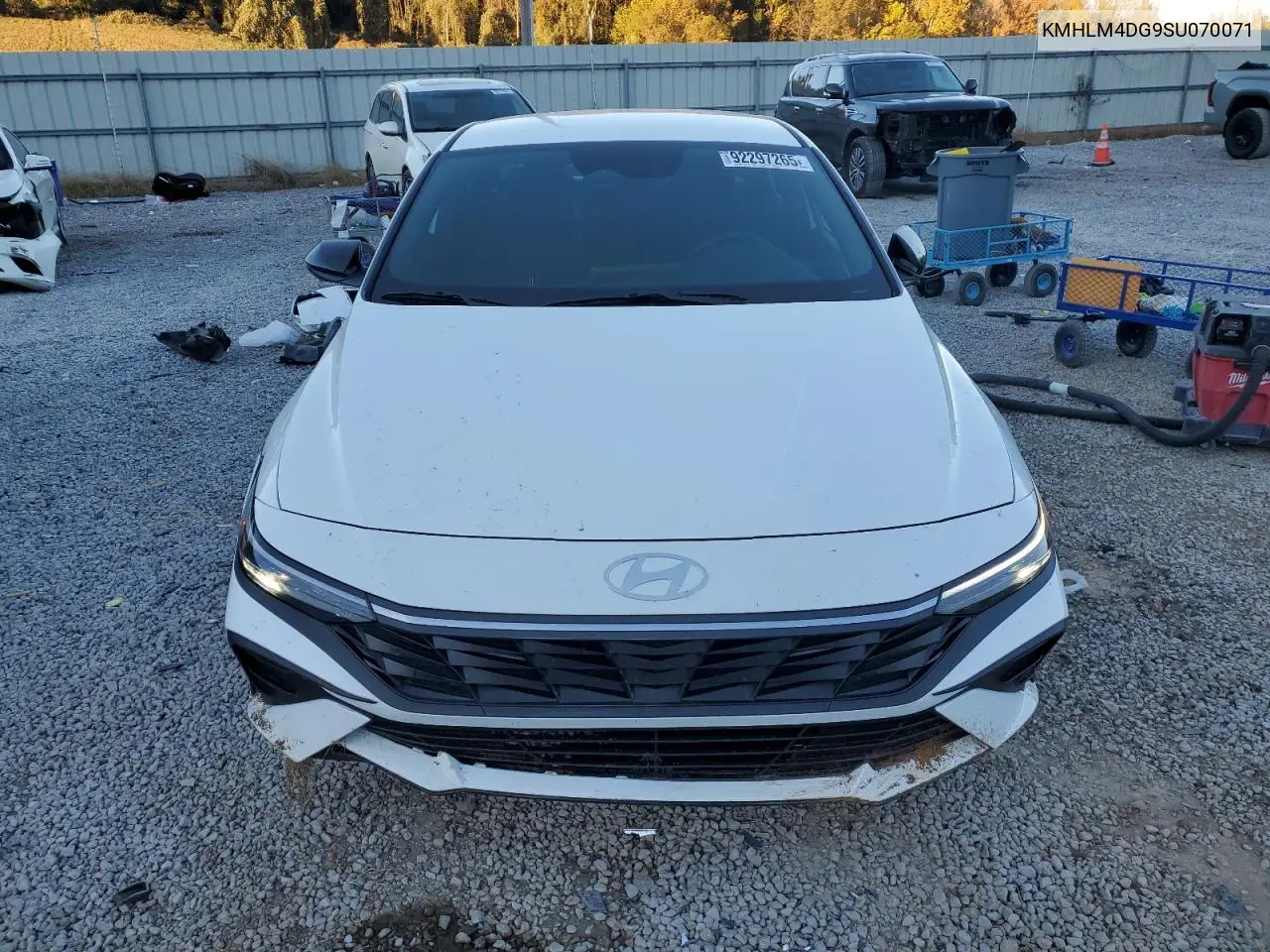 KMHLM4DG9SU070071 2025 Hyundai Elantra Sel Sport