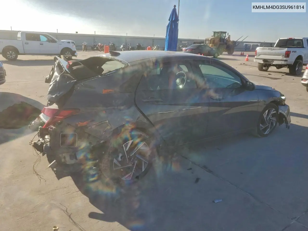 KMHLM4DG3SU961814 2025 Hyundai Elantra Sel Sport