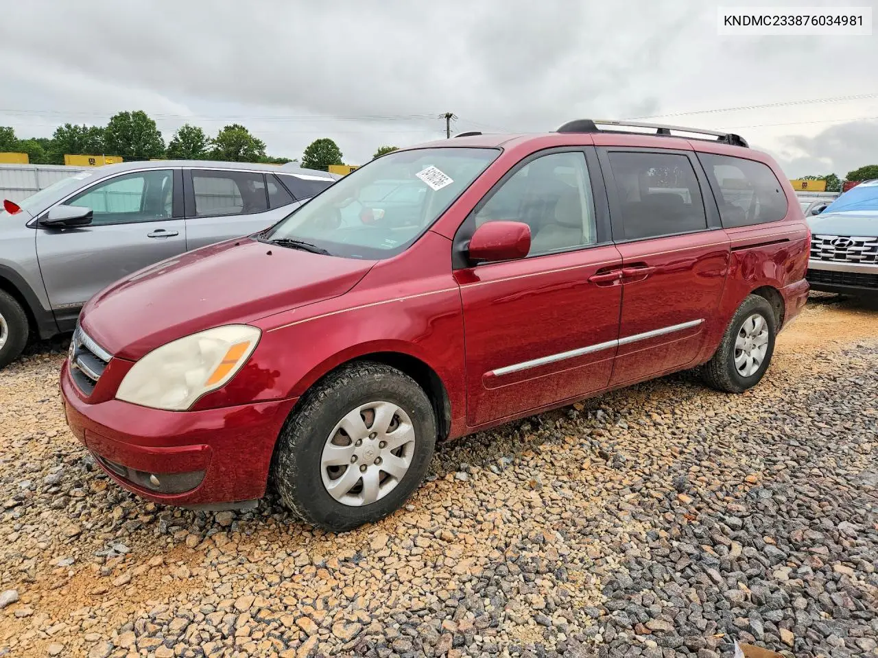 2007 Hyundai Entourage Gls VIN: KNDMC233876034981 Lot: 54160756