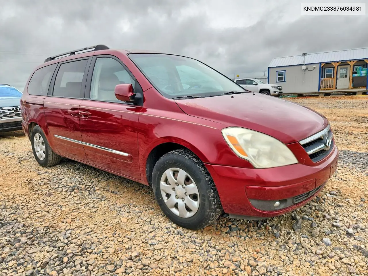 2007 Hyundai Entourage Gls VIN: KNDMC233876034981 Lot: 54160756