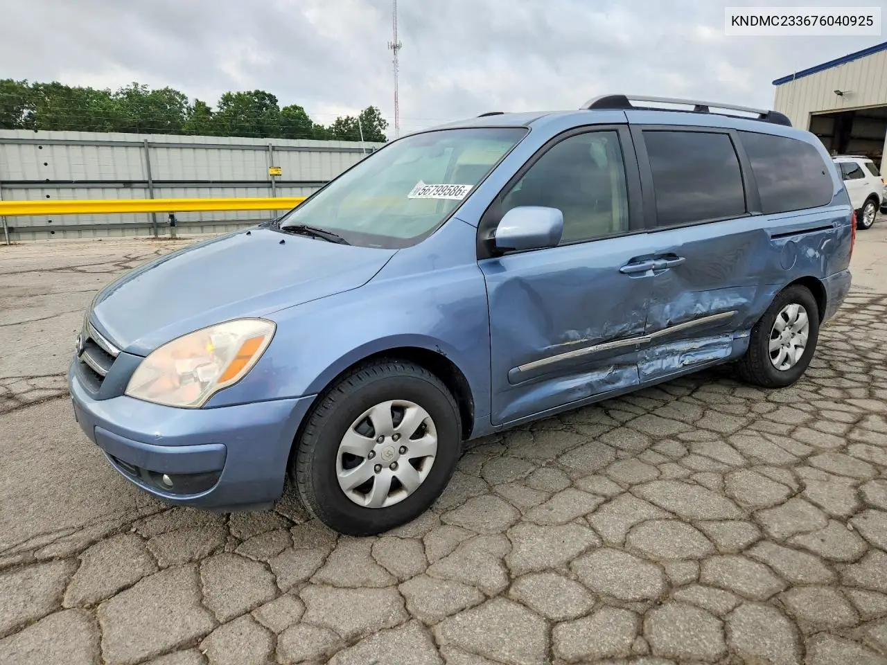 2007 Hyundai Entourage Gls