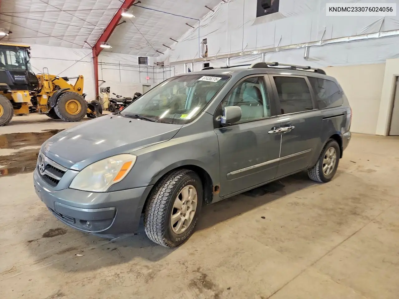 2007 Hyundai Entourage Gls VIN: KNDMC233076024056 Lot: 61436276