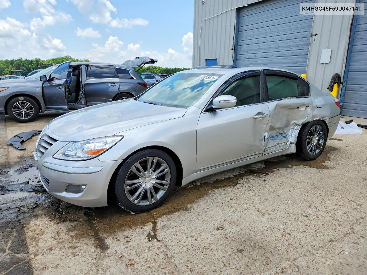 2009 Hyundai Genesis 4.6L VIN: KMHGC46F69U047141 Lot: 58243516