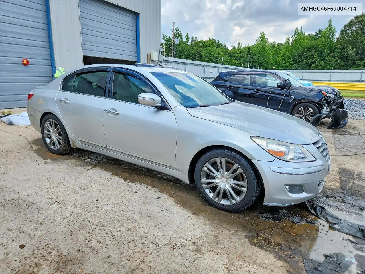 2009 Hyundai Genesis 4.6L VIN: KMHGC46F69U047141 Lot: 58243516