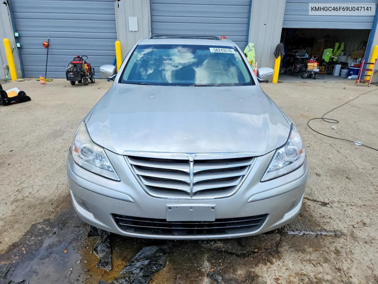 2009 Hyundai Genesis 4.6L VIN: KMHGC46F69U047141 Lot: 58243516