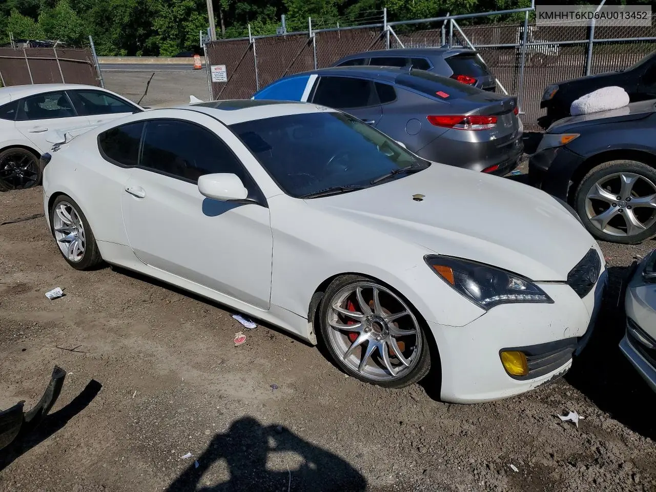 2010 Hyundai Genesis Coupe 2.0T VIN: KMHHT6KD6AU013452 Lot: 55264836
