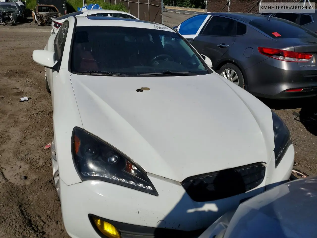 2010 Hyundai Genesis Coupe 2.0T VIN: KMHHT6KD6AU013452 Lot: 55264836