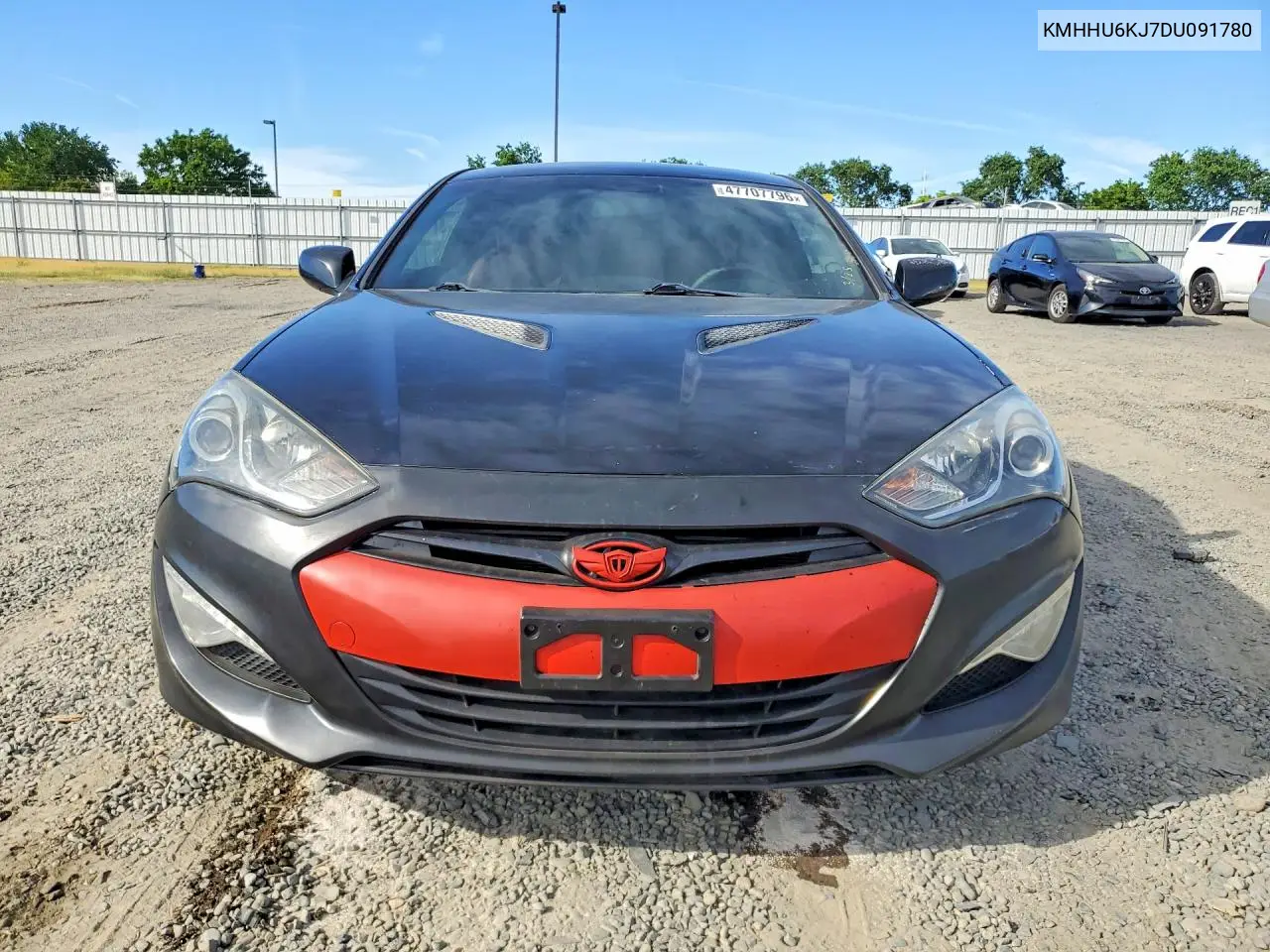 2013 Hyundai Genesis Coupe 3.8 R-Spec VIN: KMHHU6KJ7DU091780 Lot: 47707796