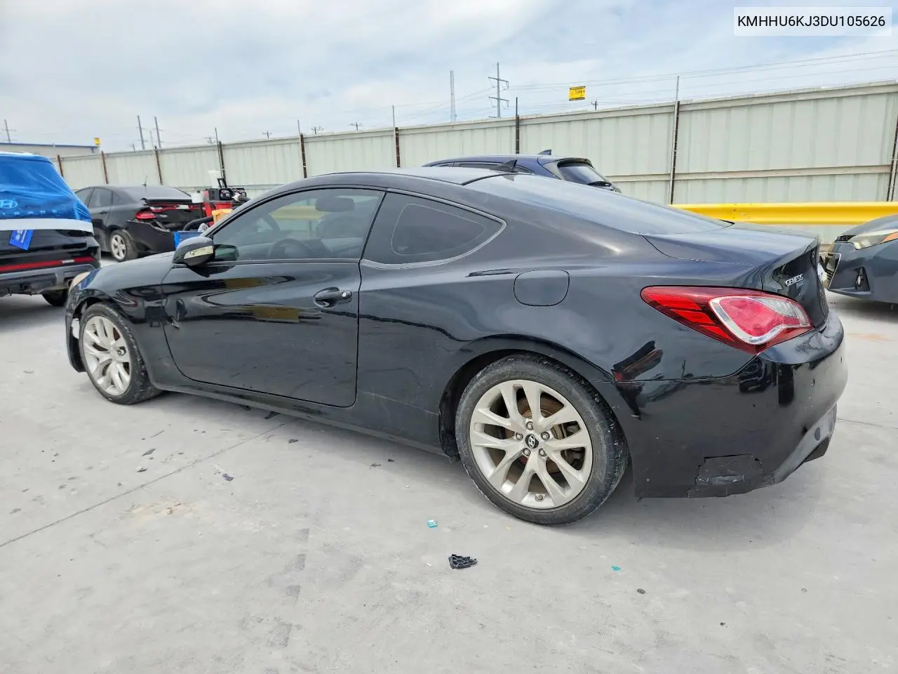 2013 Hyundai Genesis Coupe 3.8L VIN: KMHHU6KJ3DU105626 Lot: 55547916